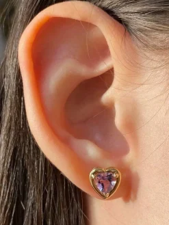 Boucles d’oreilles puces en or jaune en forme de cœur