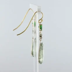 Boucles d'oreilles quartz à rutile grenats tsavorites et diamants