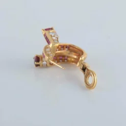 Boucles d’oreilles rubis diamants