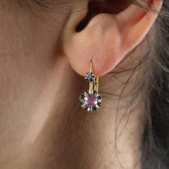 Boucles d'oreilles saphirs roses diamants dormeuses