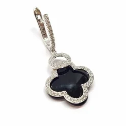 Boucles d'oreilles trèfle onyx diamants or blanc