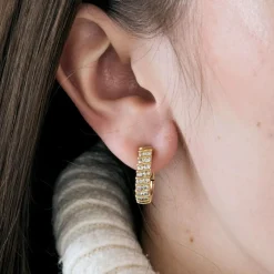 BOUCLES D'OREILLES VINTAGE OR & DIAMANTS.