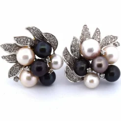 BOUCLES D'OREILLES VINTAGE en or blanc avec perles