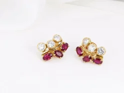 Boucles d’oreilles vintage en or, diamants et grenats