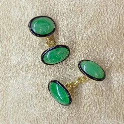 Boutons de manchette en jade impérial et émail noir, or jaune