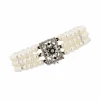 Bracelet 3 rangs de perles et son fermoir en or blanc