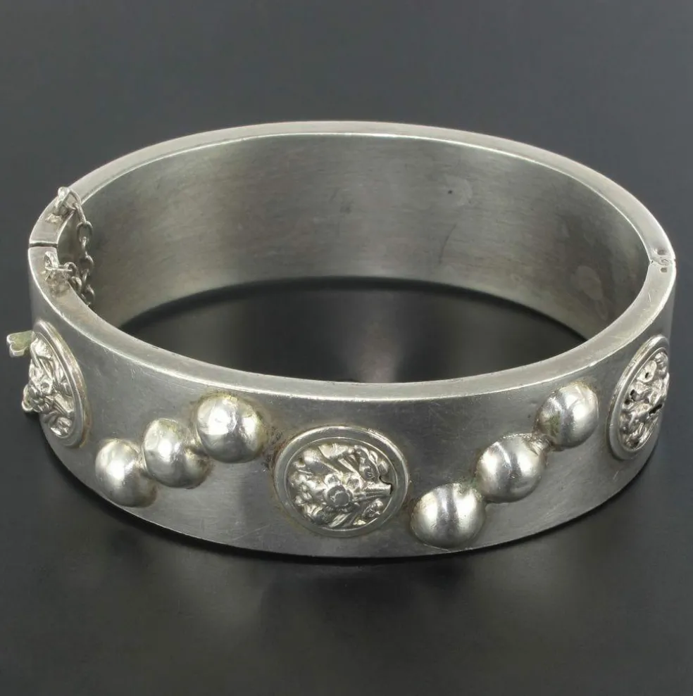 Bracelet ancien jonc argent décoré