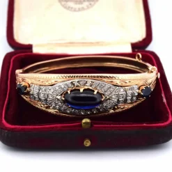 Bracelet années 40 - Or 18 carats et argent - Cabochon saphir