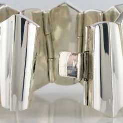 Bracelet argent moderniste