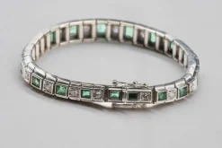 Bracelet Art-déco Or blanc Diamants Emeraudes
