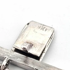 Bracelet de perles avec fermoir en or blanc massif et diamants