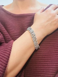 Bracelet de type Rivière à 4 fils en or blanc et brillants