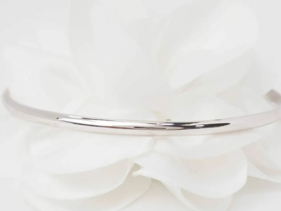 Bracelet demi jonc en or blanc
