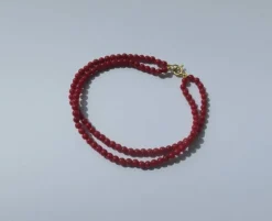 Bracelet deux rangs corail fermoir or