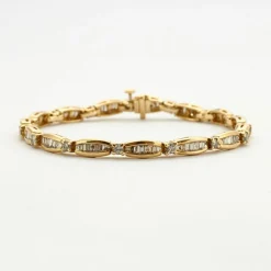 Bracelet diamants taille baguette or jaune 18k