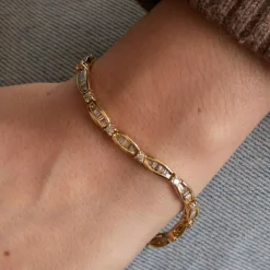Bracelet diamants taille baguette or jaune 18k