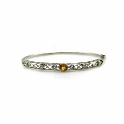 Bracelet édouardien en filigrane de diamants et saphir jaune en platine