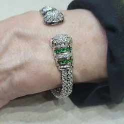 Bracelet en or blanc avec diamants et tsavorites