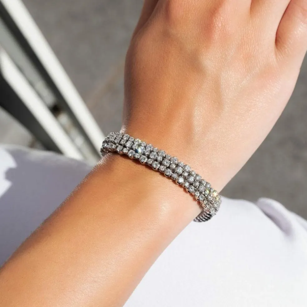 Bracelet en or et diamants gris