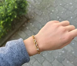 bracelet en or et diamants Old Mine 18 carats