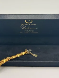 Bracelet en or jaune 18 carats.
