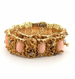 Bracelet en or jaune avec coraux et diamants