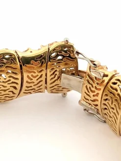 Bracelet en or jaune avec coraux et diamants