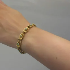 Bracelet en or jaune et turquoises