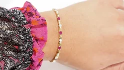 Bracelet en or jaune, rubis et diamants