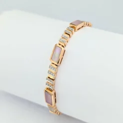 Bracelet en or rose diamants et nacre