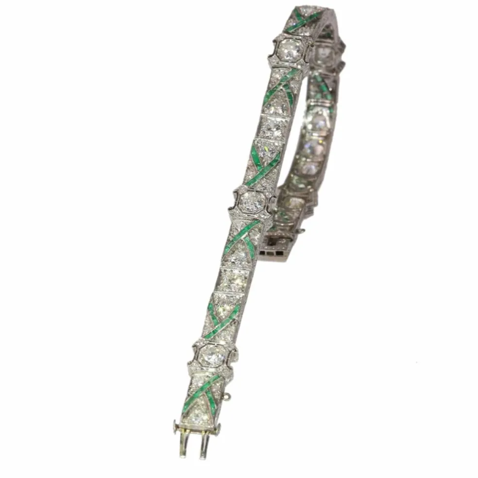 Bracelet en platine des années 1920 avec diamants et émeraudes