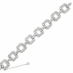 Bracelet en platine serti de diamants taille ancienne.