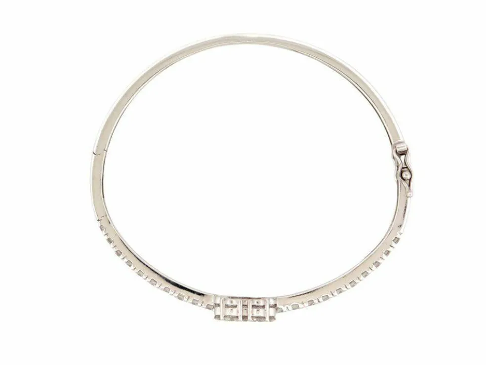 bracelet jonc coeur serti 30 diamants 1.55ct t15 or blanc 18k 10gr