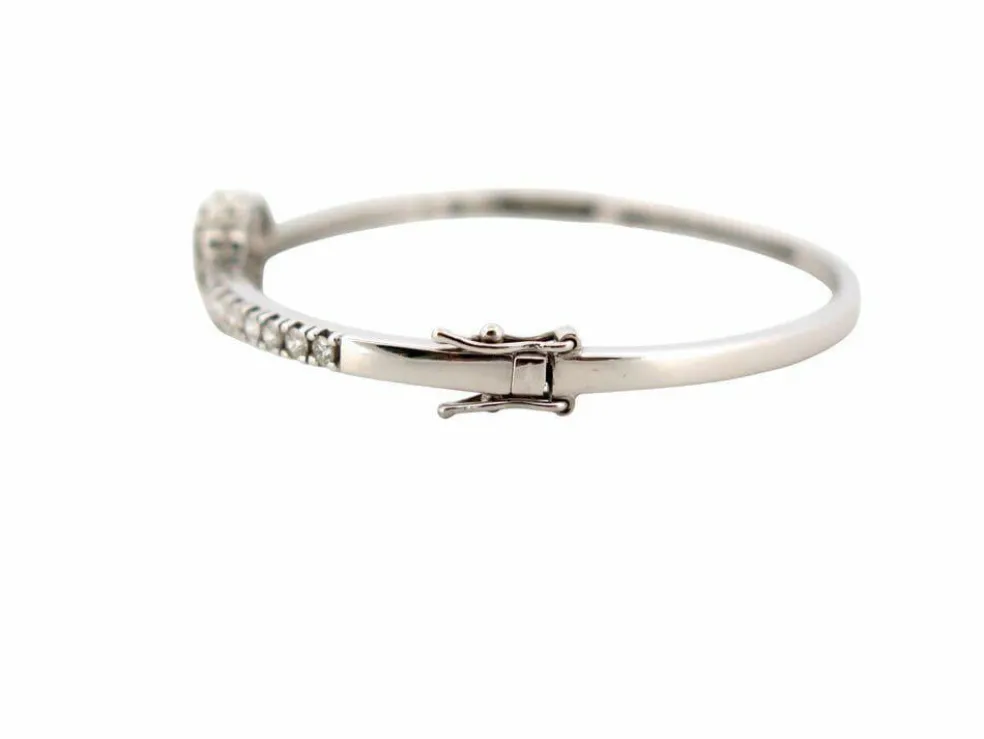 bracelet jonc coeur serti 30 diamants 1.55ct t15 or blanc 18k 10gr
