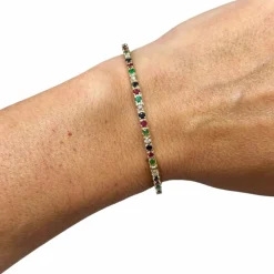 Bracelet jonc or jaune, diamants, saphirs, rubis