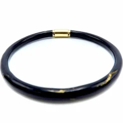 Bracelet jonc SOHO en or 18 carats et émail noir à rayures calligraphiques