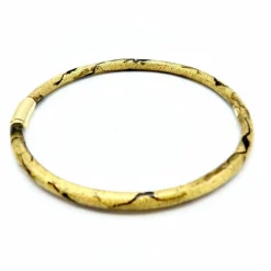 Bracelet jonc SOHO en or 18 carats émaillé à rayures calligraphiques dorées
