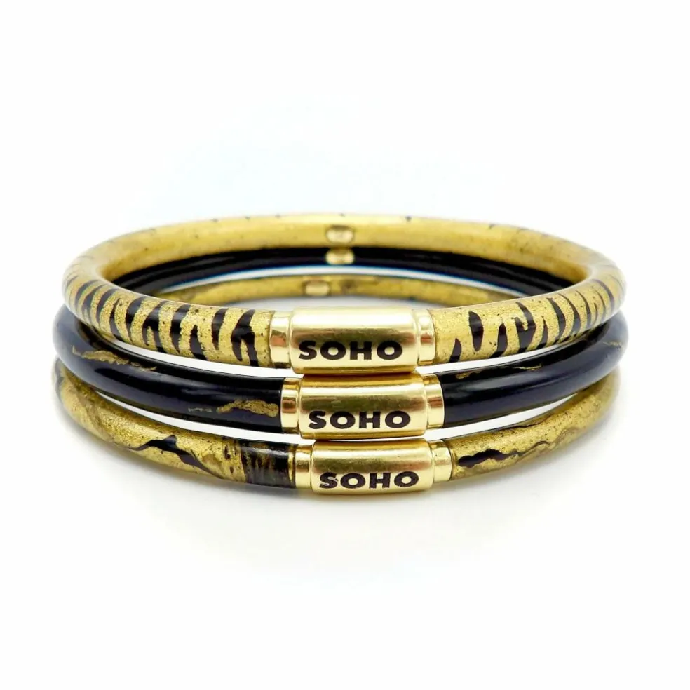 Bracelet jonc SOHO en or 18 carats émaillé à rayures calligraphiques dorées
