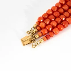 Bracelet manchette or et corail, époque Napoléon III