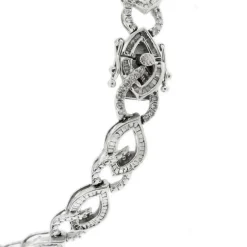 Bracelet motifs navette diamants