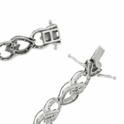 Bracelet motifs navette diamants