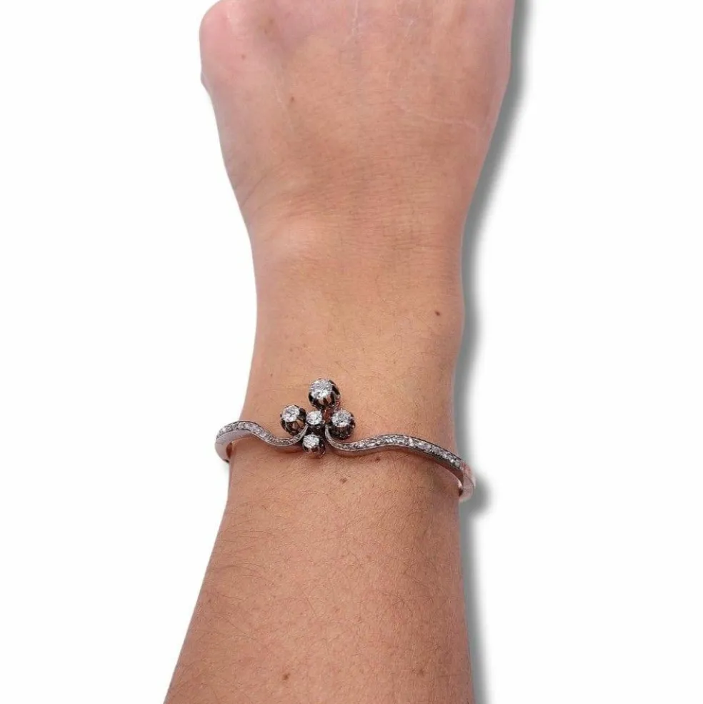 Bracelet Napoléon III « tiare », diamants, or rose et argent