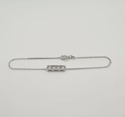 Bracelet or blanc 18 carats serti de diamants