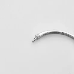 Bracelet or blanc 18 carats serti diamants baguette