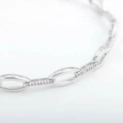Bracelet or blanc et diamants