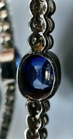 Bracelet or blanc saphir et brillants