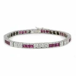 Bracelet or, diamants et rubis
