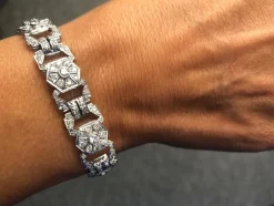 bracelet or gris et platine au motifs octogonaux