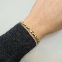 Bracelet or jaune 18 carats serti de diamants naturels