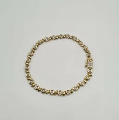 Bracelet or jaune 18 carats serti de diamants naturels